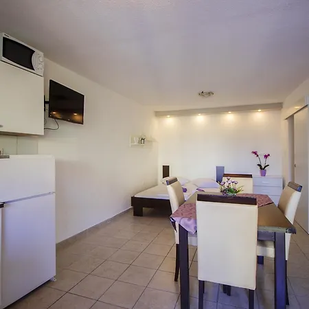 Hajdi Apartament *