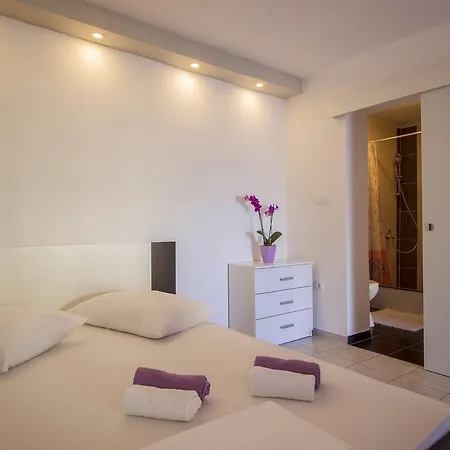 Hajdi Apartament *