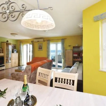 Hajdi Apartment Podstrana